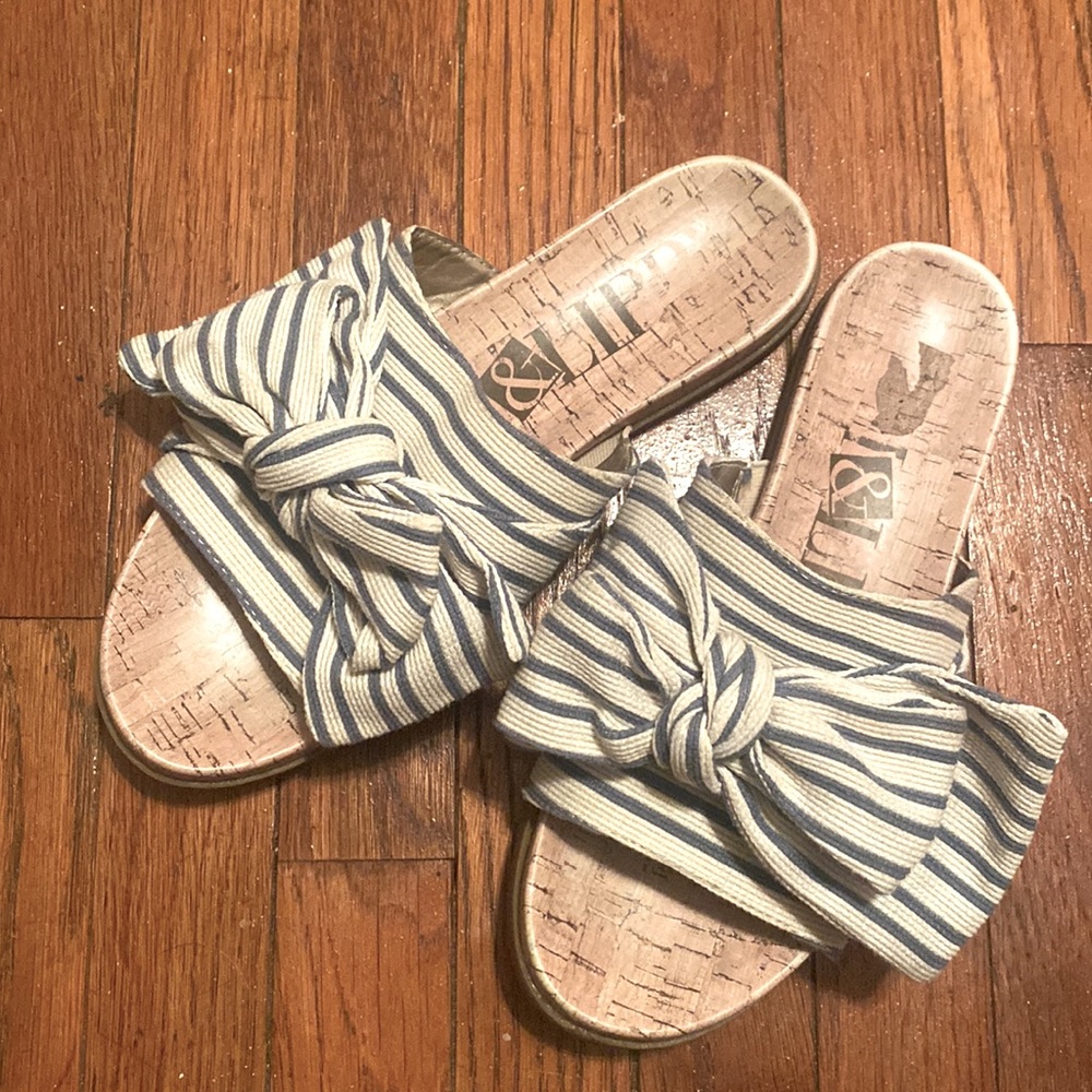 Canvas Slides with bow accent